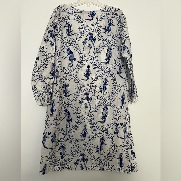 Gretchen Scott White Blue Seahorse Pattern 3/4 Sleeve Swimsuit Coverup - Picture 5 of 6